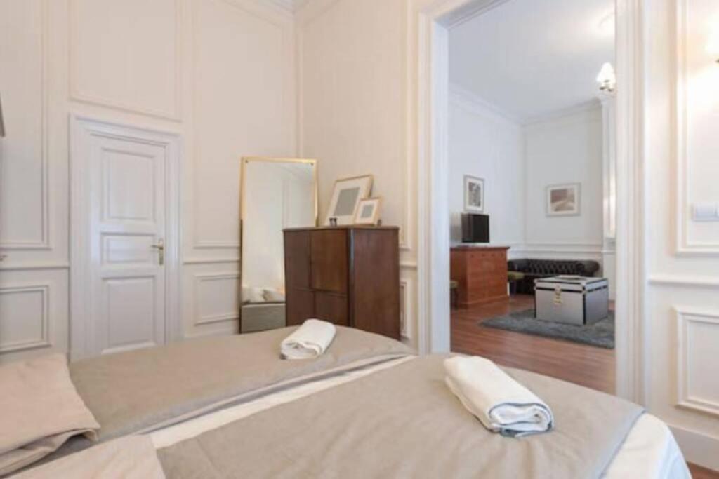 Luxury Art Deco Suite Close To Museum Of Fine Arts Budapest Exterior foto